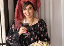 פותחות שולחן – אלינור רחמים & יסכה עטון